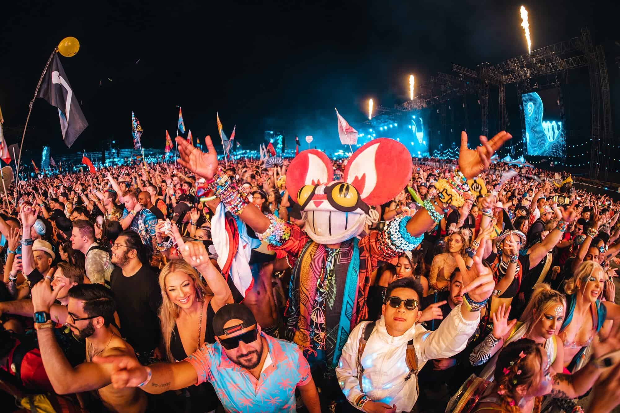 How to Rock Festival Fashion with the Perfect Eyewear