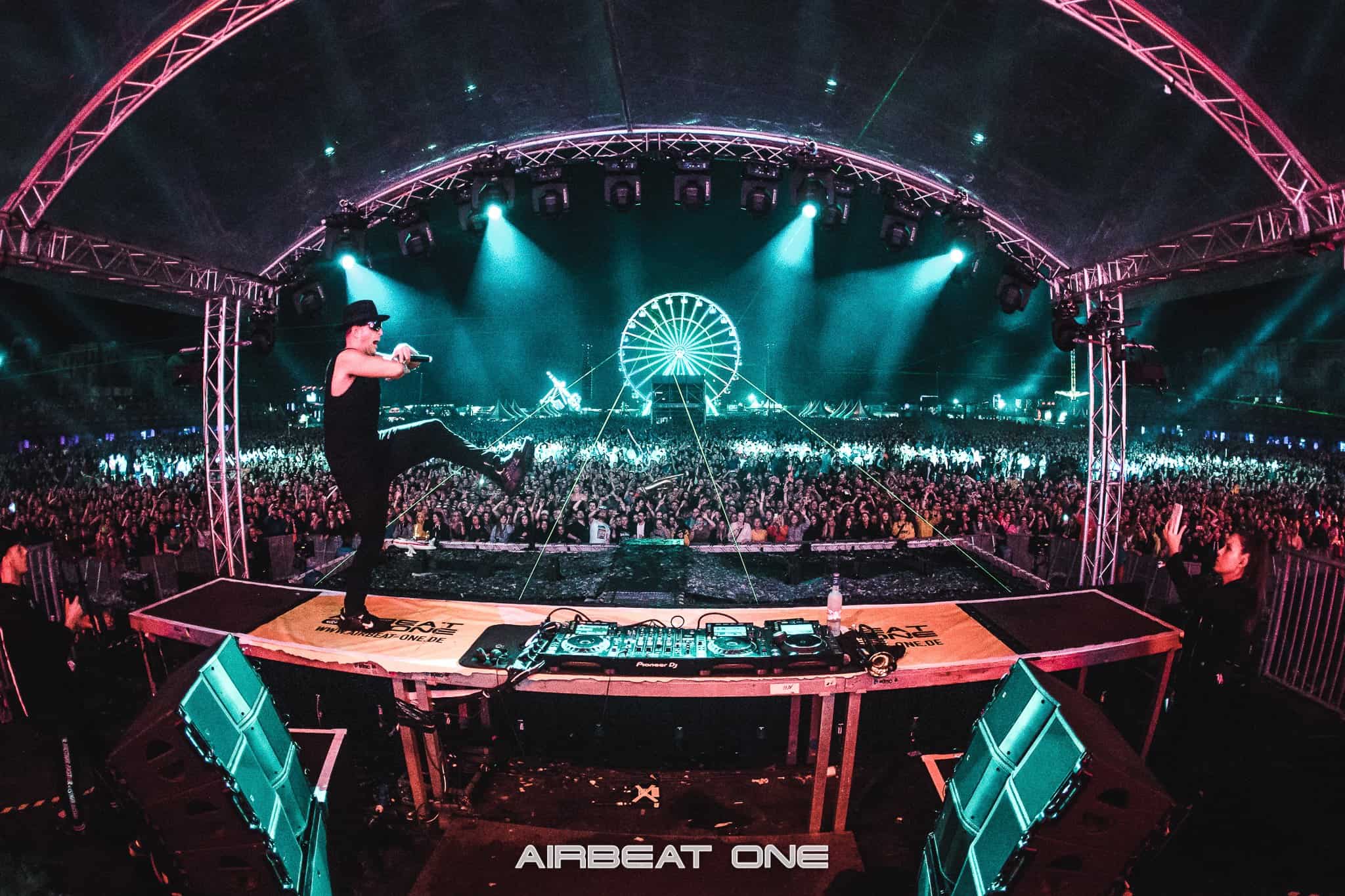Timmy Trumpet cancels shows due to ankle injury