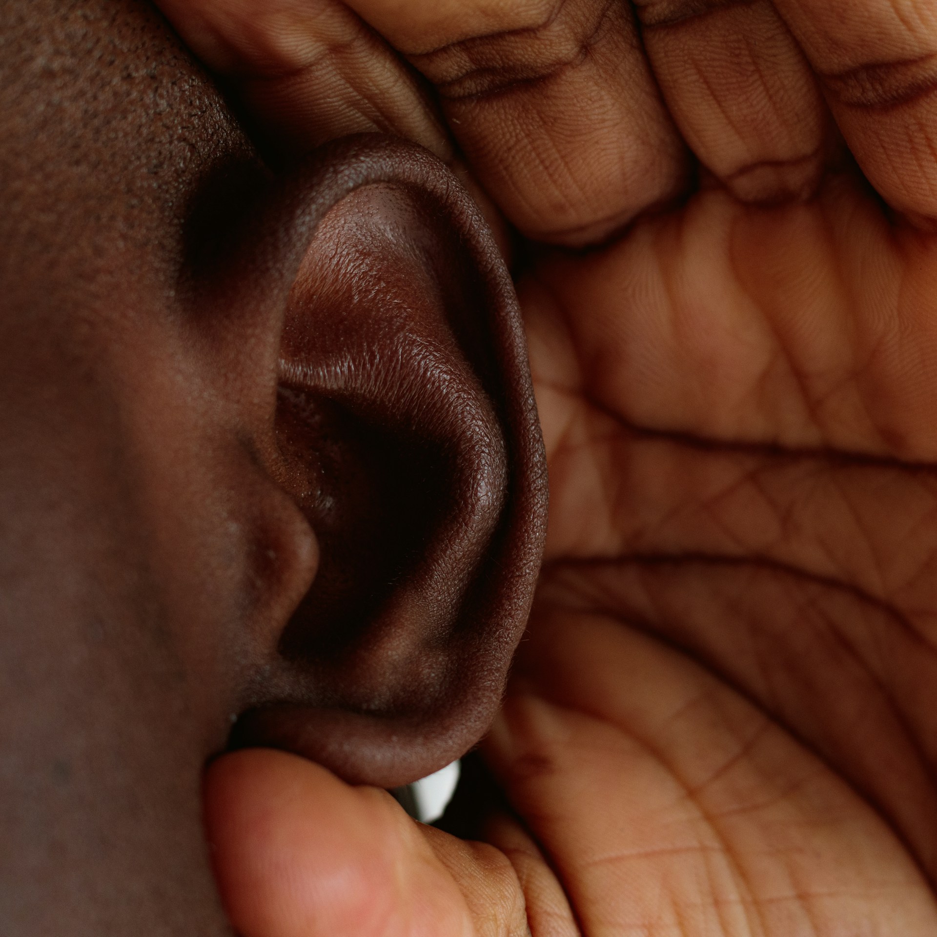 Study reveals 80% of nightclub-goers suffer ringing ears after a night out