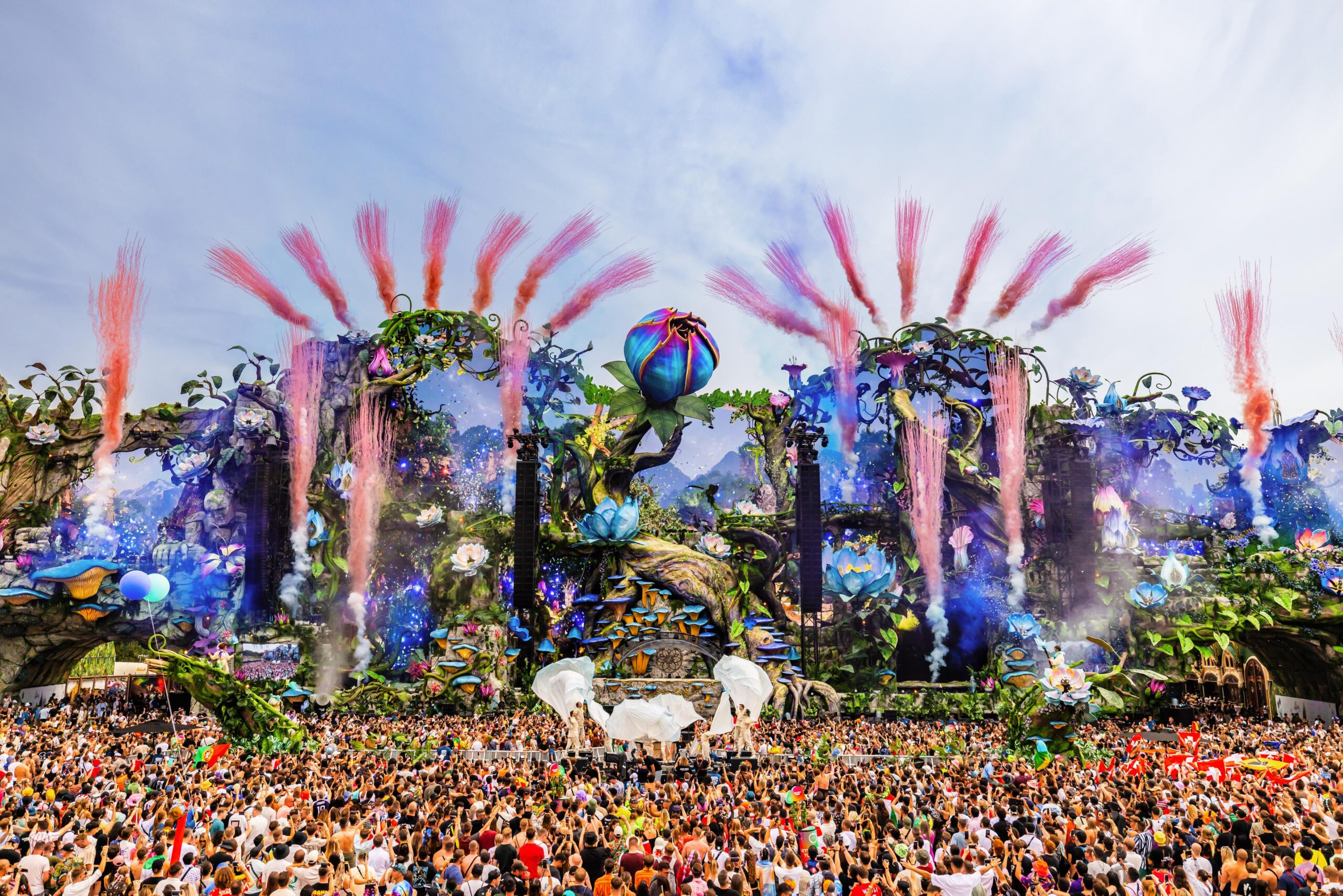 Tomorrowland 2026 unveils full Consciencia line-up + timetable: Calvin Harris debut, Avicii tribute, 11-to-79-year-old span