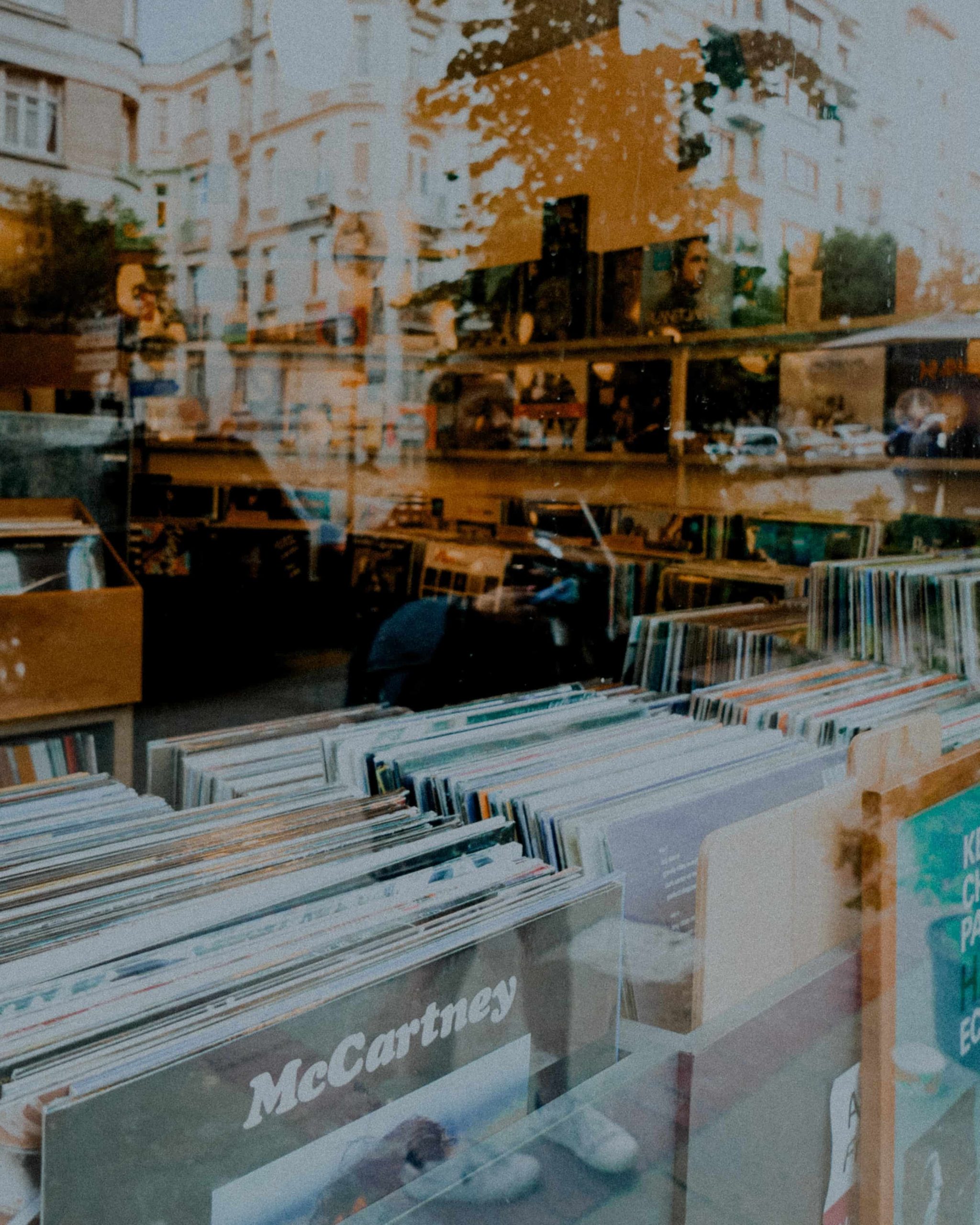 Vinyl-only listening bar opens in Ibiza, curated by Jaime Fiorito